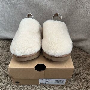 UGG Kids Cream Fluffy Slippers